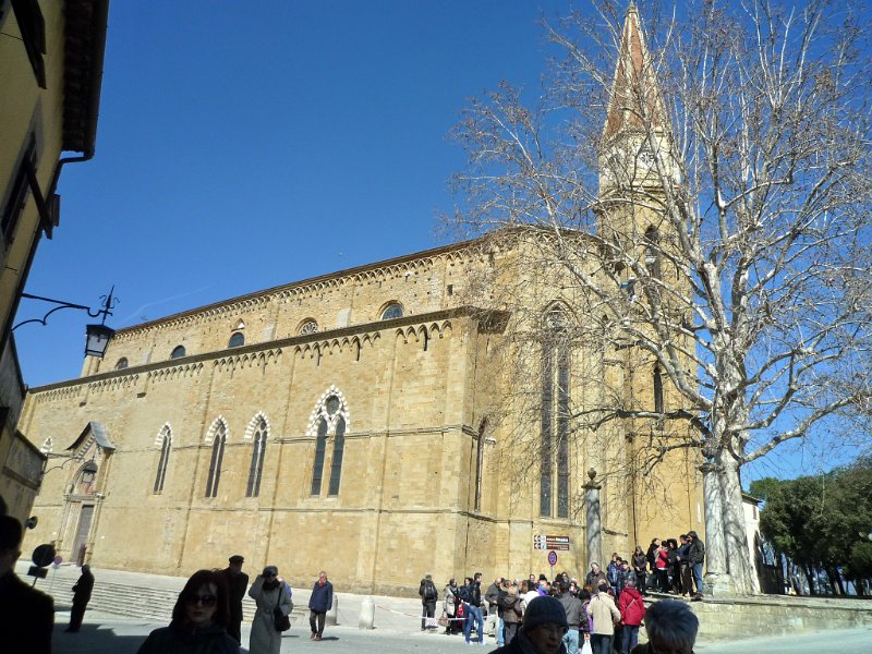 P1090859.jpg - Veduta del retro del Duomo