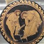 ... bellissima ceramica ellenistica a tondo raffigurante il Mito di Fedra ...
