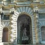 ... fontana della Proserpina o degli Imperatori, poiché nelle nichhie laterali dovevano esserci statue di 4 imperatori romani ... <br />
