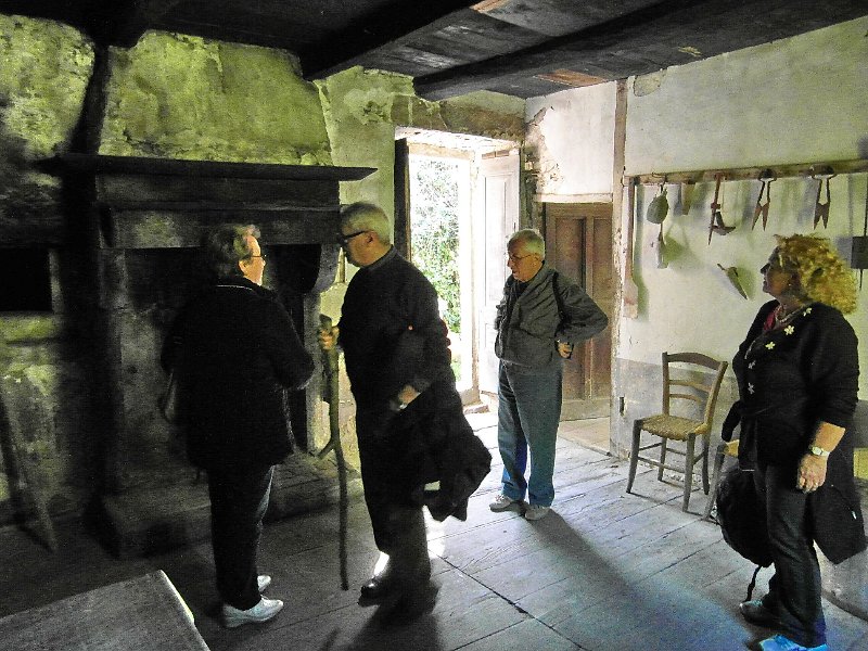 SAM_1022.jpg - Siamo nella cucina dell'abitazione costruita dal nonno di Ernesto ...