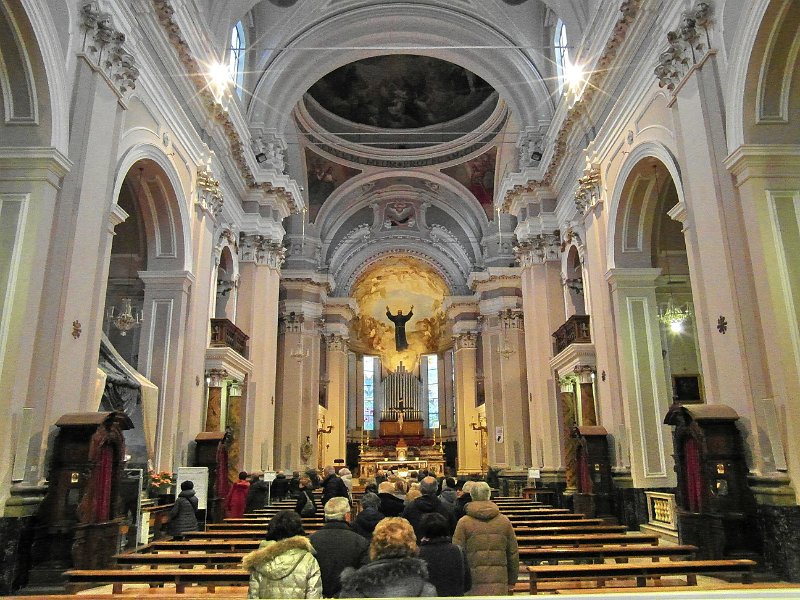 SAM_3581.jpg - Interno della Basilica