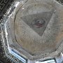 ... alla sommità della cupola affresco dell'Occhio di Dio Padre 