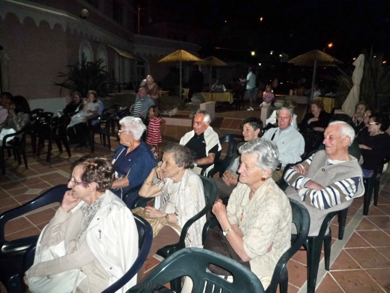 p105019.jpg