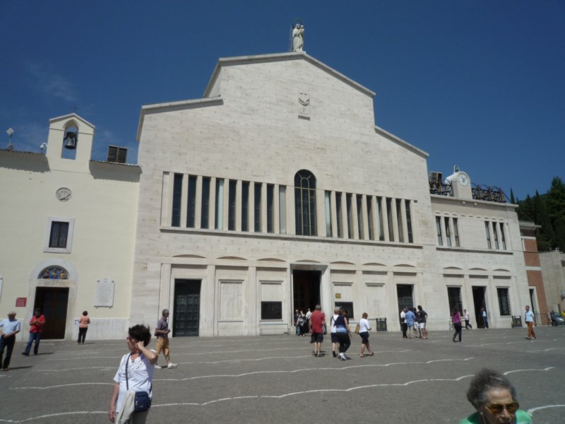 p105029.jpg