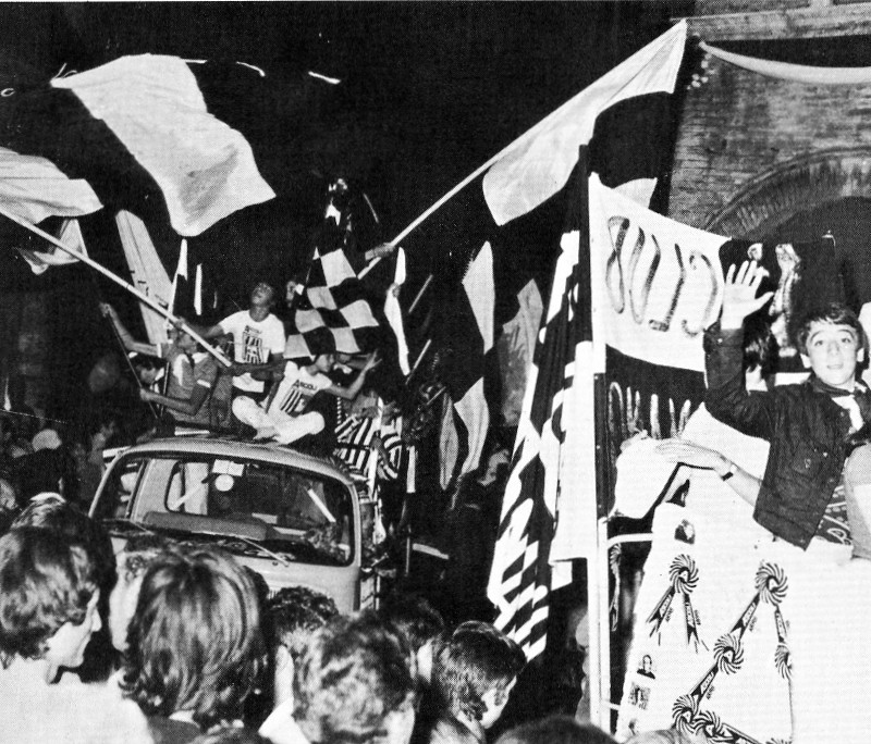 sto_ei-tifosi-promozione-ascoli-16-1.jpg